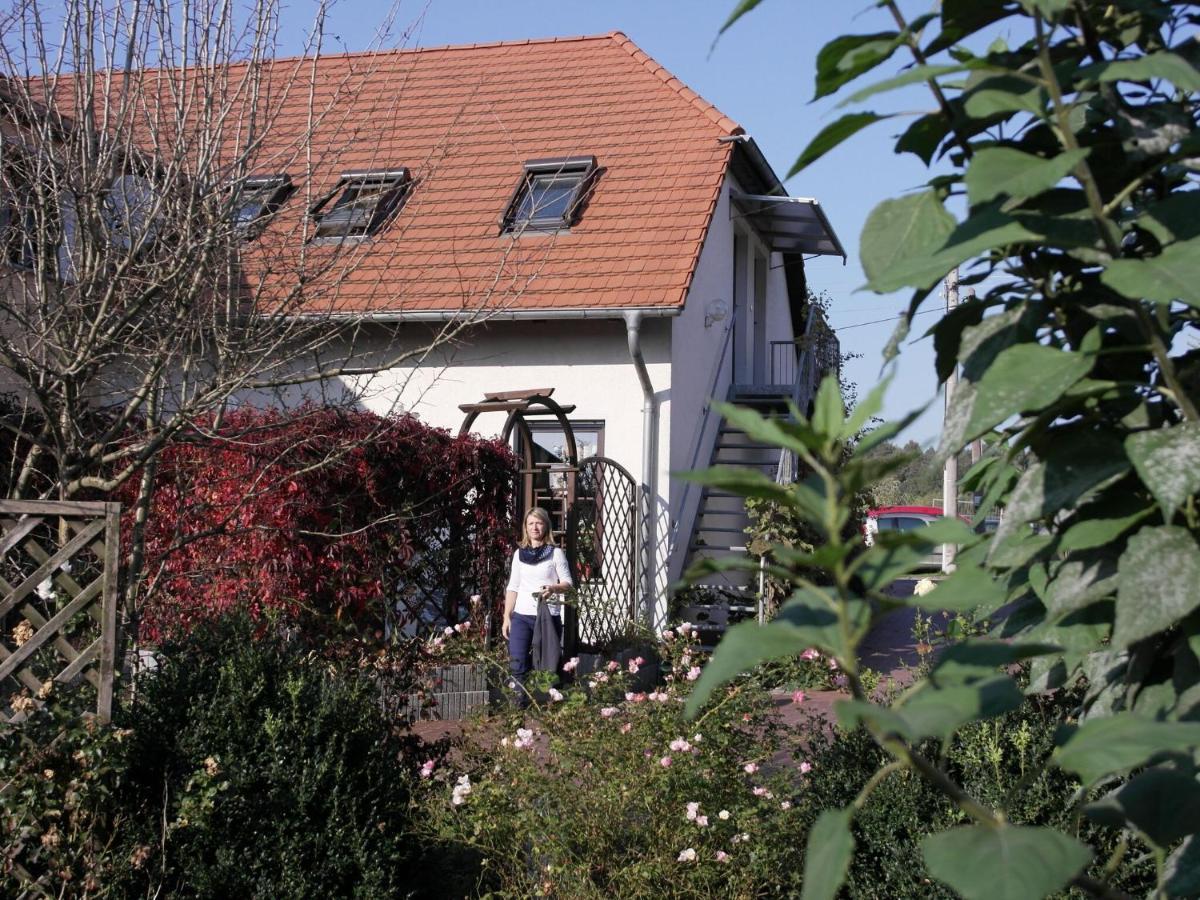 Apartment In Luckaitztal Gossda With Parking Space Extérieur photo